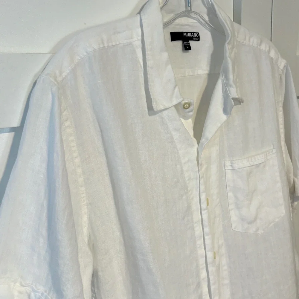Murano Men's White Linen Short Sleeved Casual Button Front Shirt in Size L‎